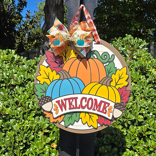 Welcome Fall Pumpkins Door Hanger - Finished