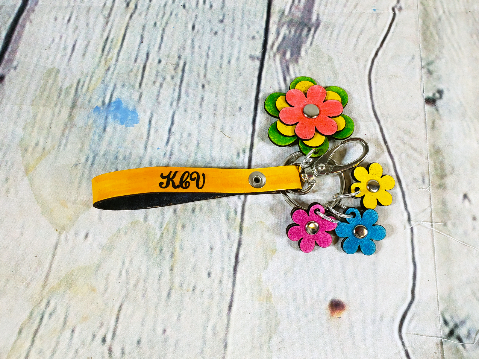 3 Easy Leather Projects 3 Tools Cricut xTool Glowforge