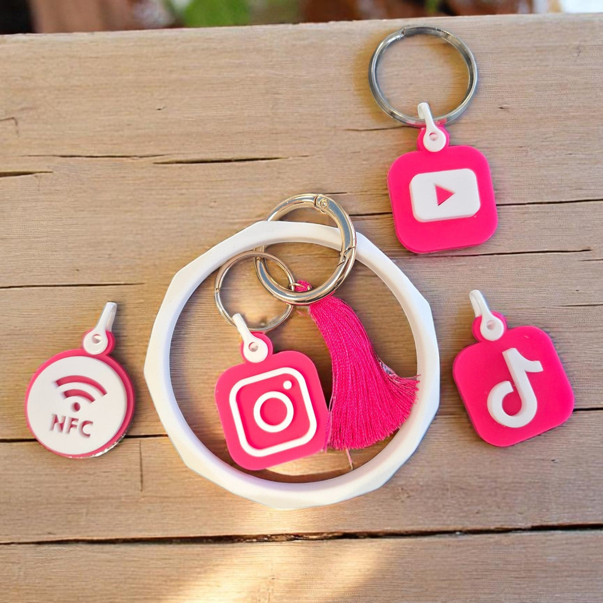 Making Nfc Keychains How to Make NFC Smart Keychains with Your Laser Cutter (Perfect for Sm ...