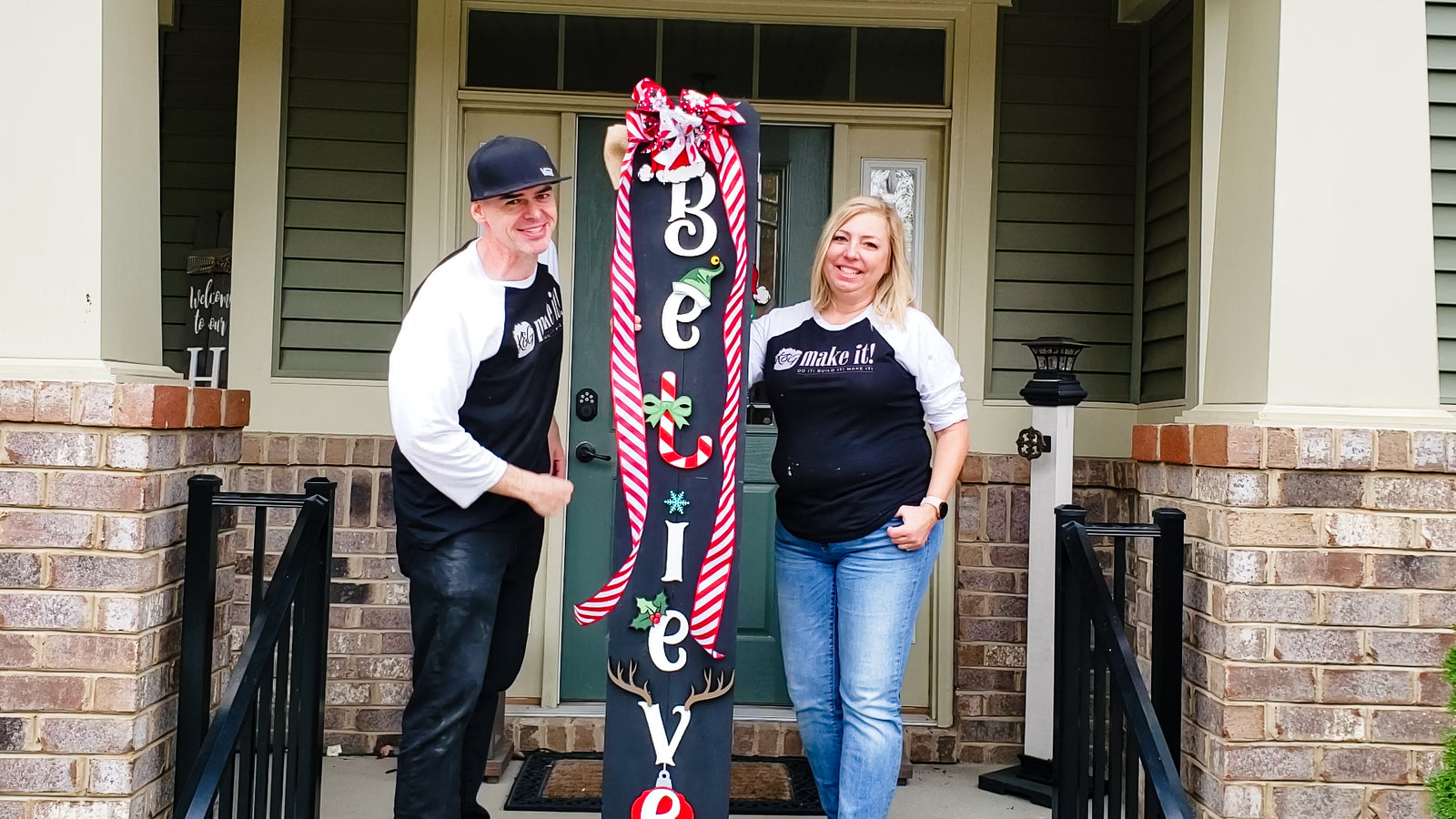 DIY Reversible Holiday Porch Sign