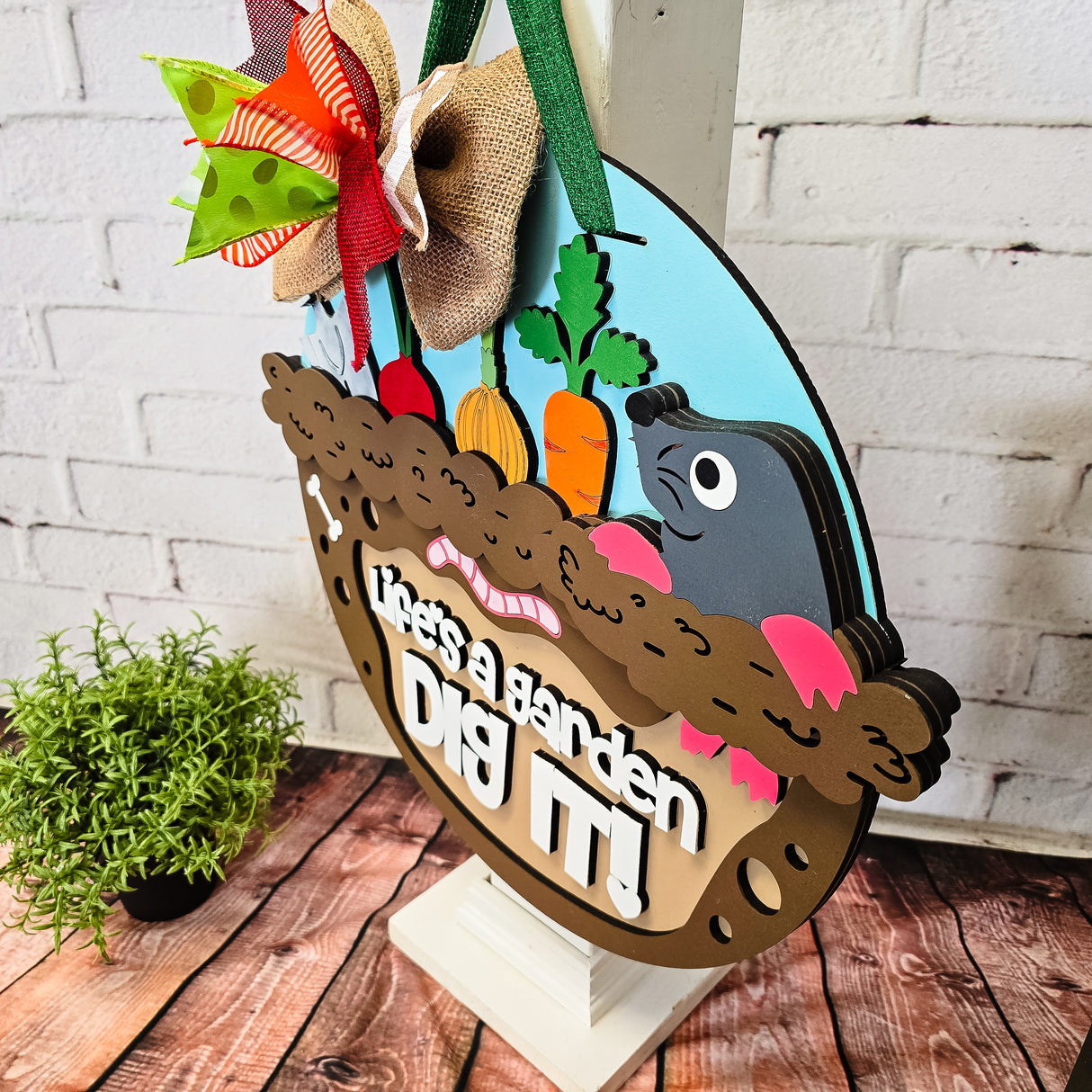 Life's a Garden Dig It! Mole Door Hanger - Lvl 3