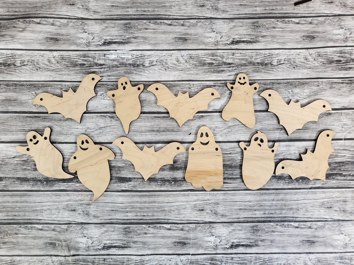 Ghosts and Bats Garland DIY Unfinished Kit – Kim & Garrett Make It!