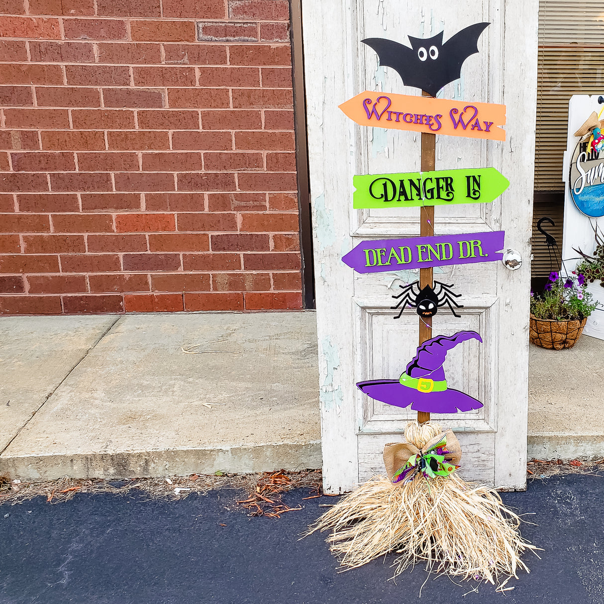 Witches Broom Standing Post with Base DIY Unfinished Kit