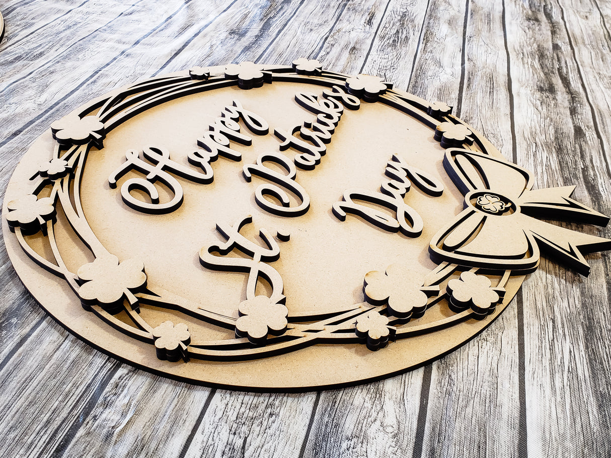 Happy St Patrick's Day Grapevine and Clovers Wreath Door Hanger - Lvl 1