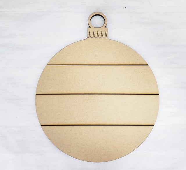 18" Round Faux Shiplap Ornament Door Hanger